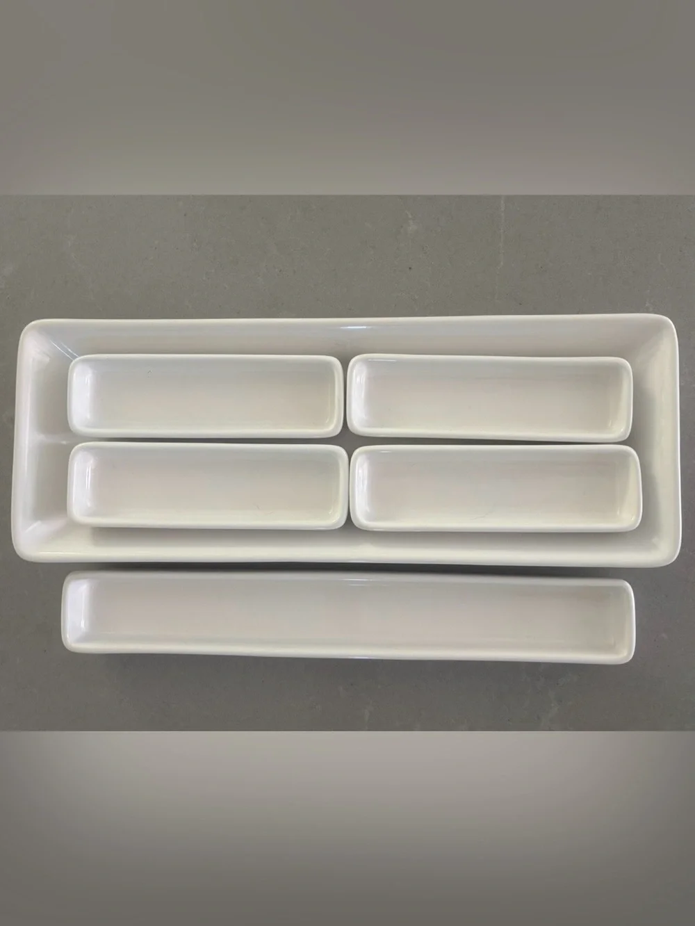 Pampered Chef Simple Additions white rectangular 6 pc sushi serving tray set